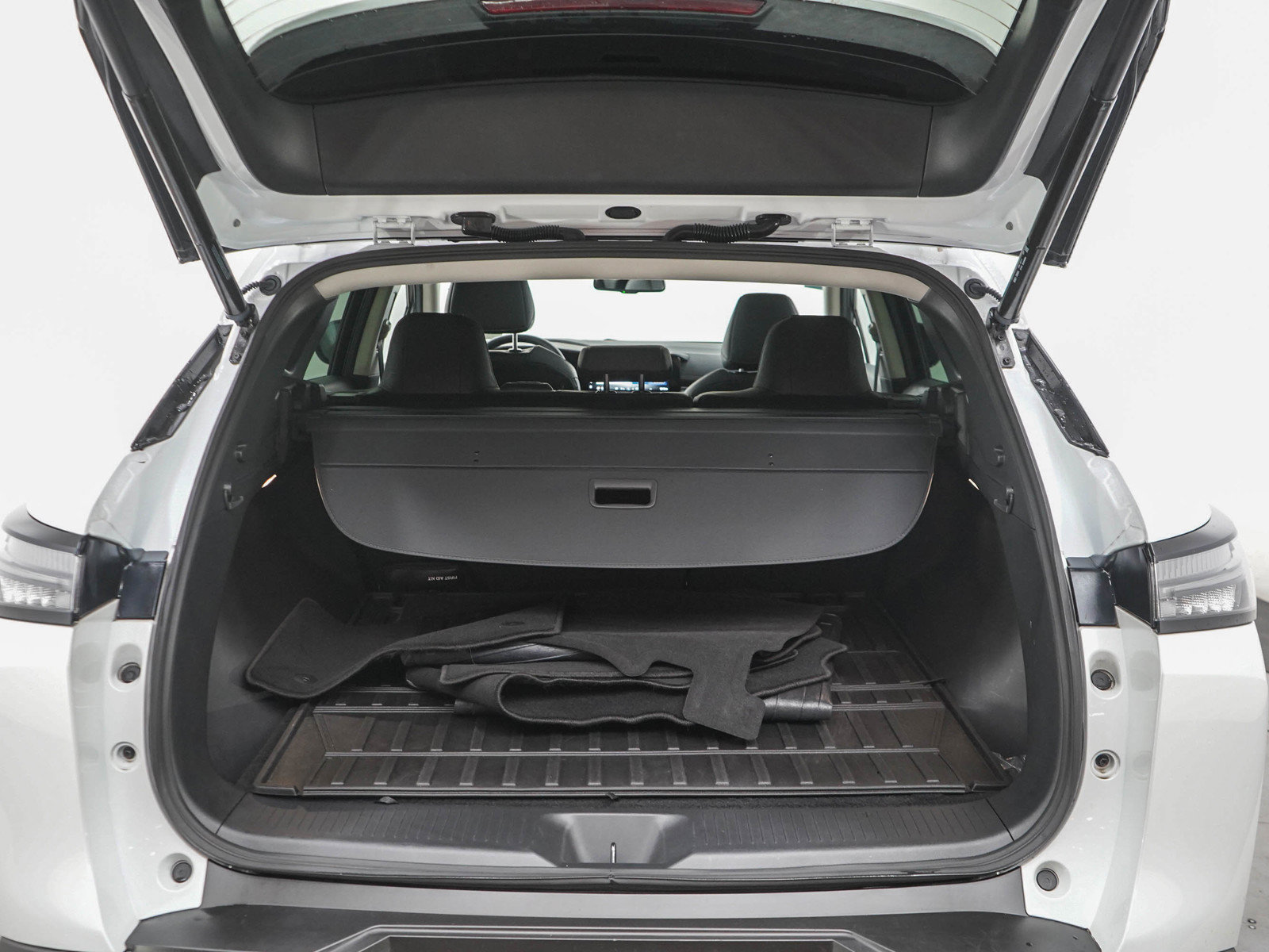 Used 2025 Nissan Murano SL w/ Cargo Package AWD/4WD image 16