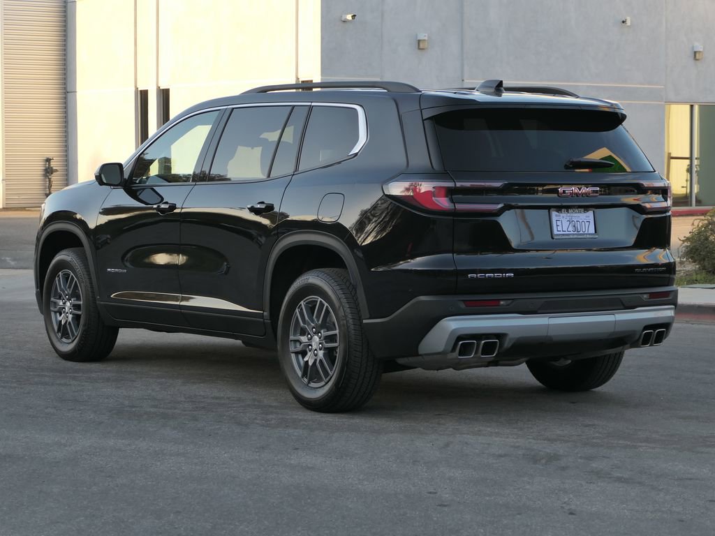 Used 2025 GMC Acadia Elevation image 5
