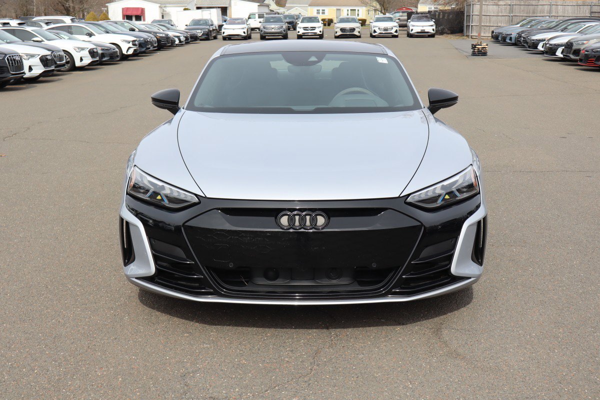 Used 2022 Audi e-tron GT Premium Plus AWD/4WD image 2