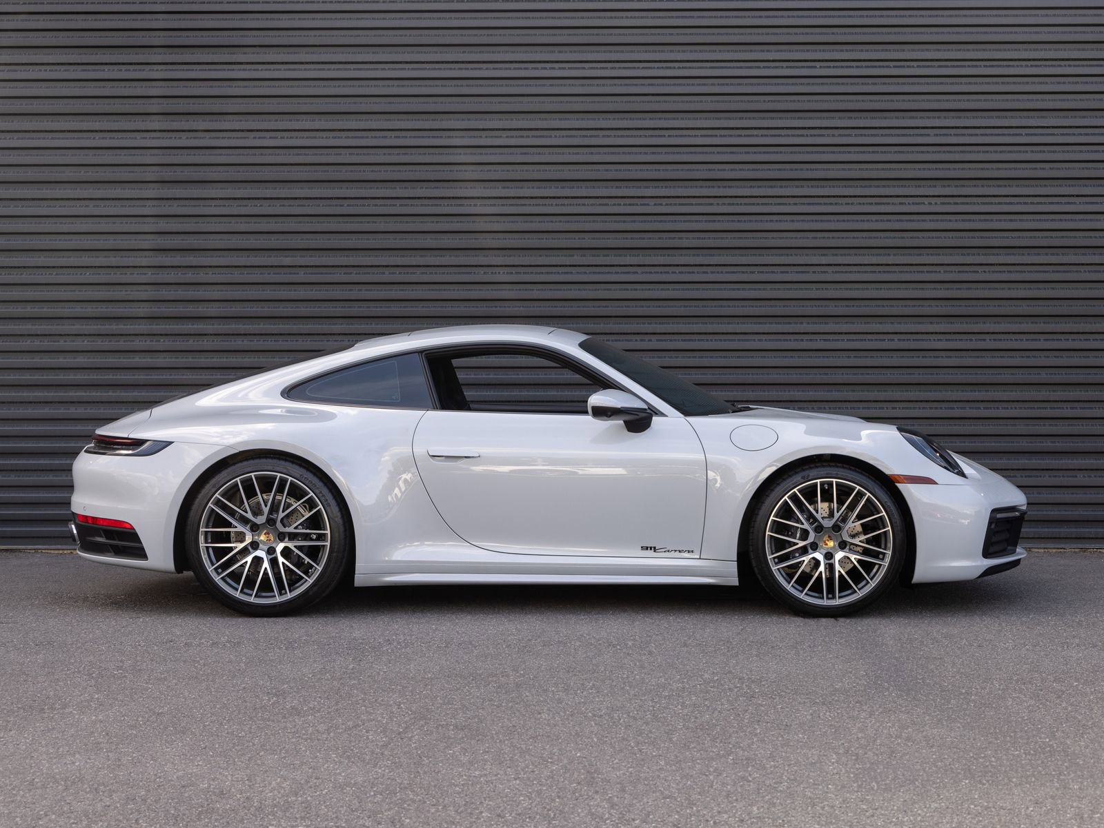 Certified 2024 Porsche 911 Carrera image 8