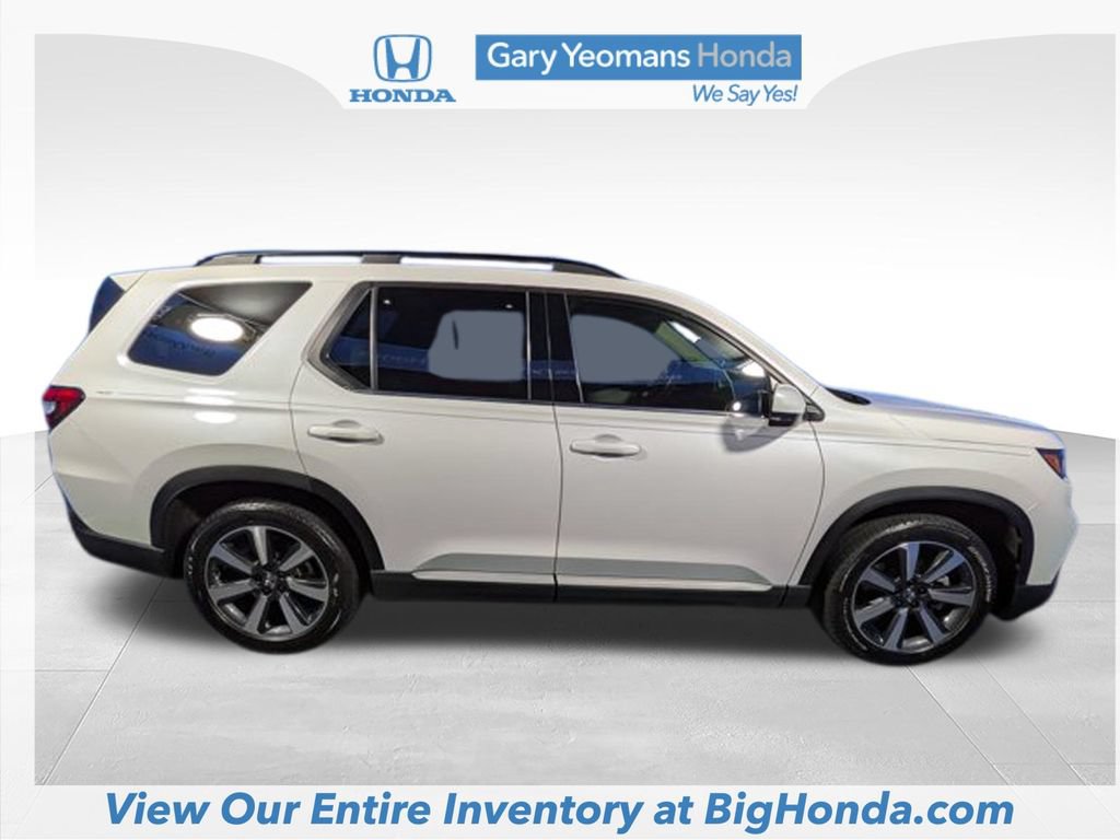 Certified 2024 Honda Pilot Touring image 6