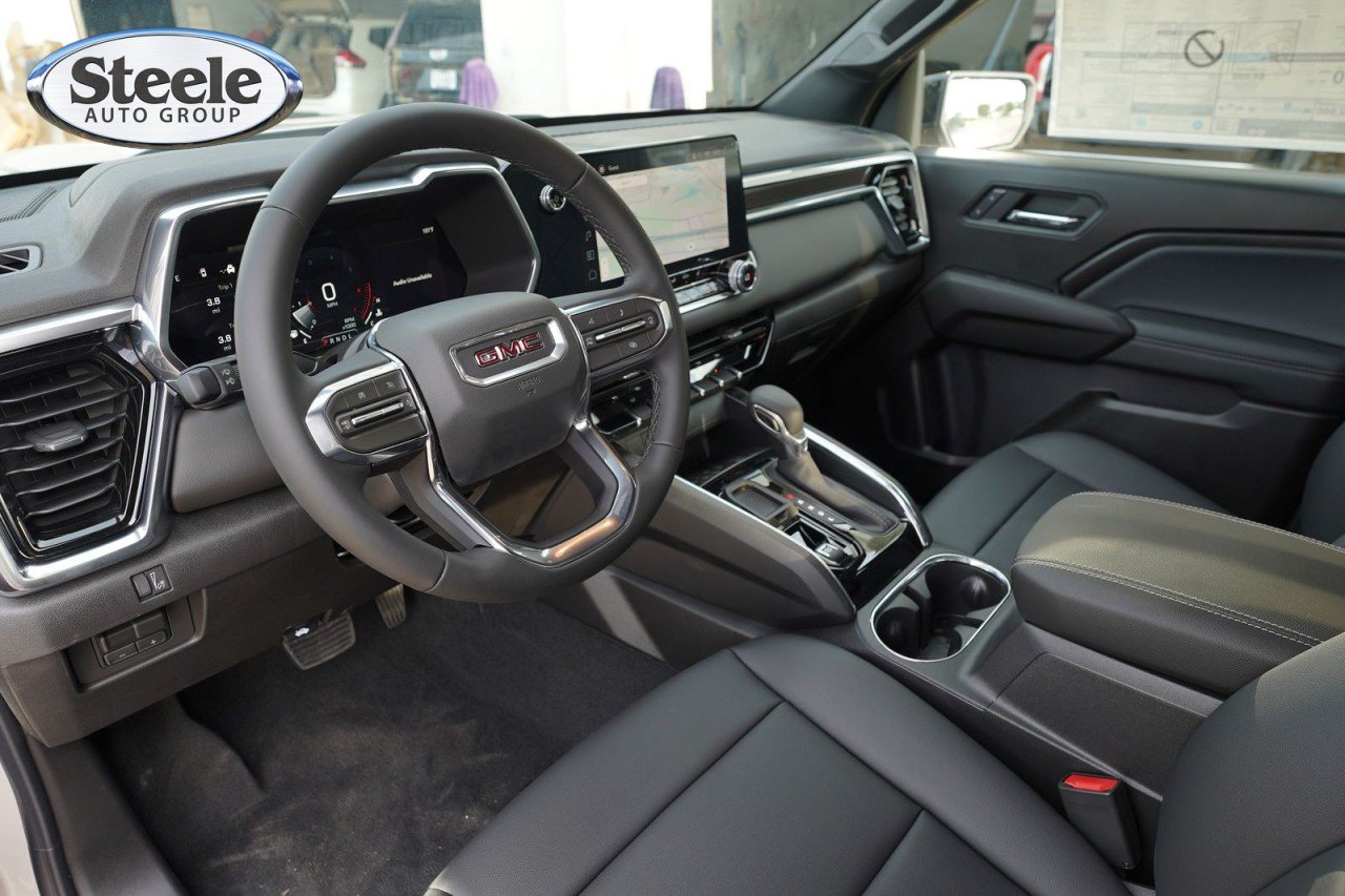 New 2026 GMC Canyon Elevation w/ Convenience Package RWD image 17