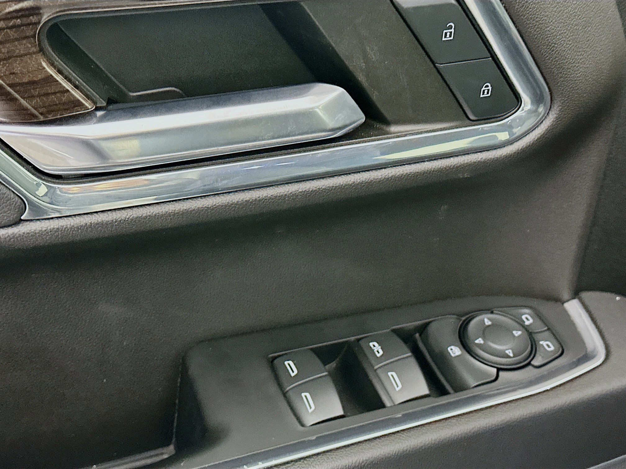 Used 2023 Chevrolet Silverado 1500 LT image 15