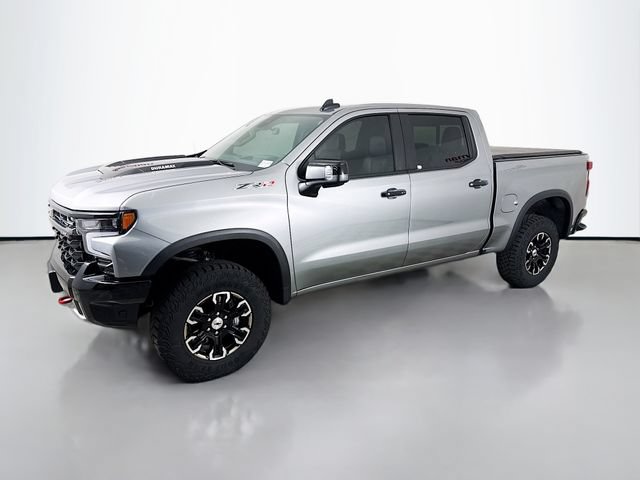 Used 2024 Chevrolet Silverado 1500 ZR2 w/ Technology Package AWD/4WD image 3