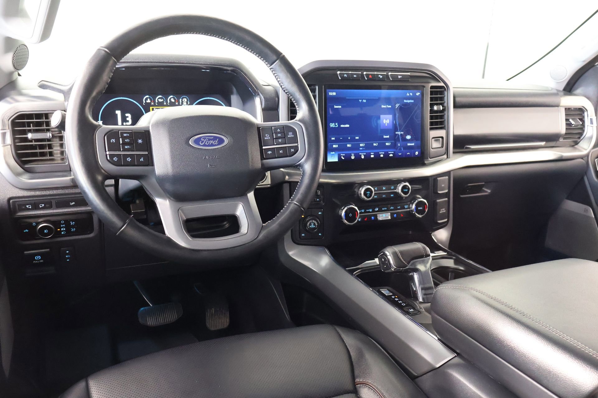 Used 2023 Ford F150 Lariat w/ FX4 Off-Road Package image 2