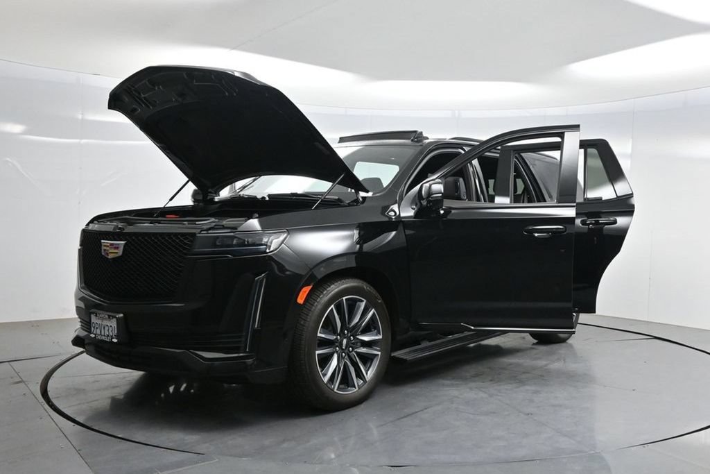 Used 2024 Cadillac Escalade Sport w/ Touring Package AWD/4WD image 50