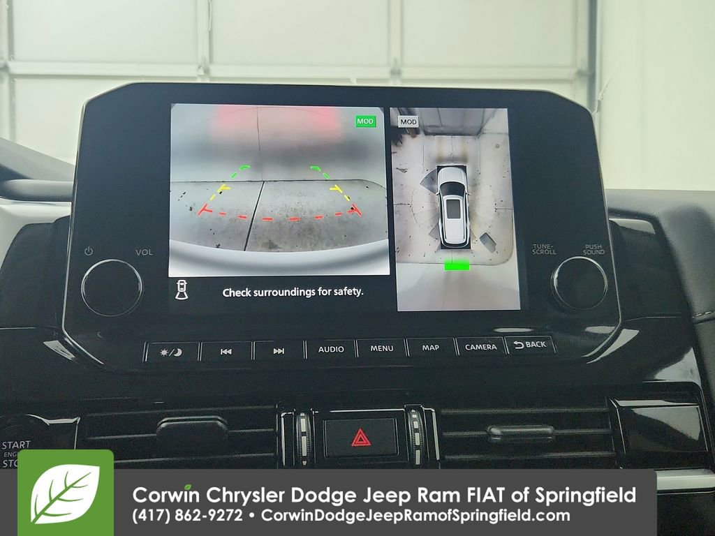 Used 2025 Nissan Pathfinder SL image 25