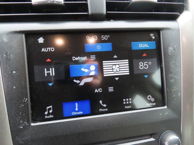 Used 2018 Ford Fusion SE w/ Fusion SE Technology Package image 26