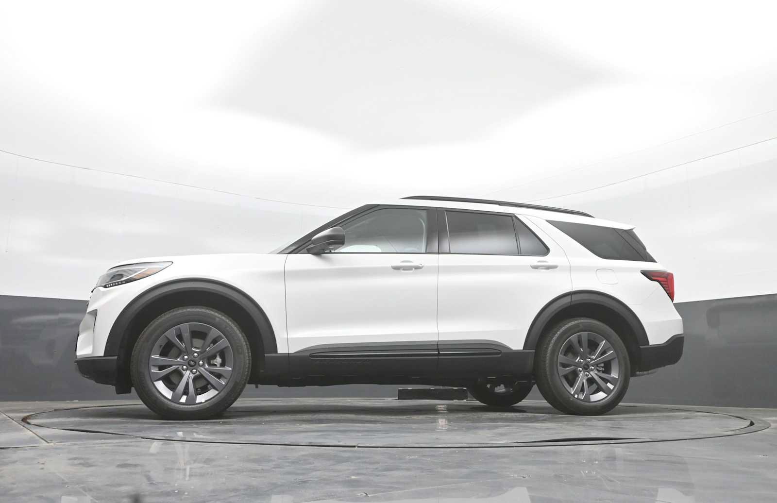 New 2026 Ford Explorer Active w/ Active Comfort Package AWD/4WD image 21