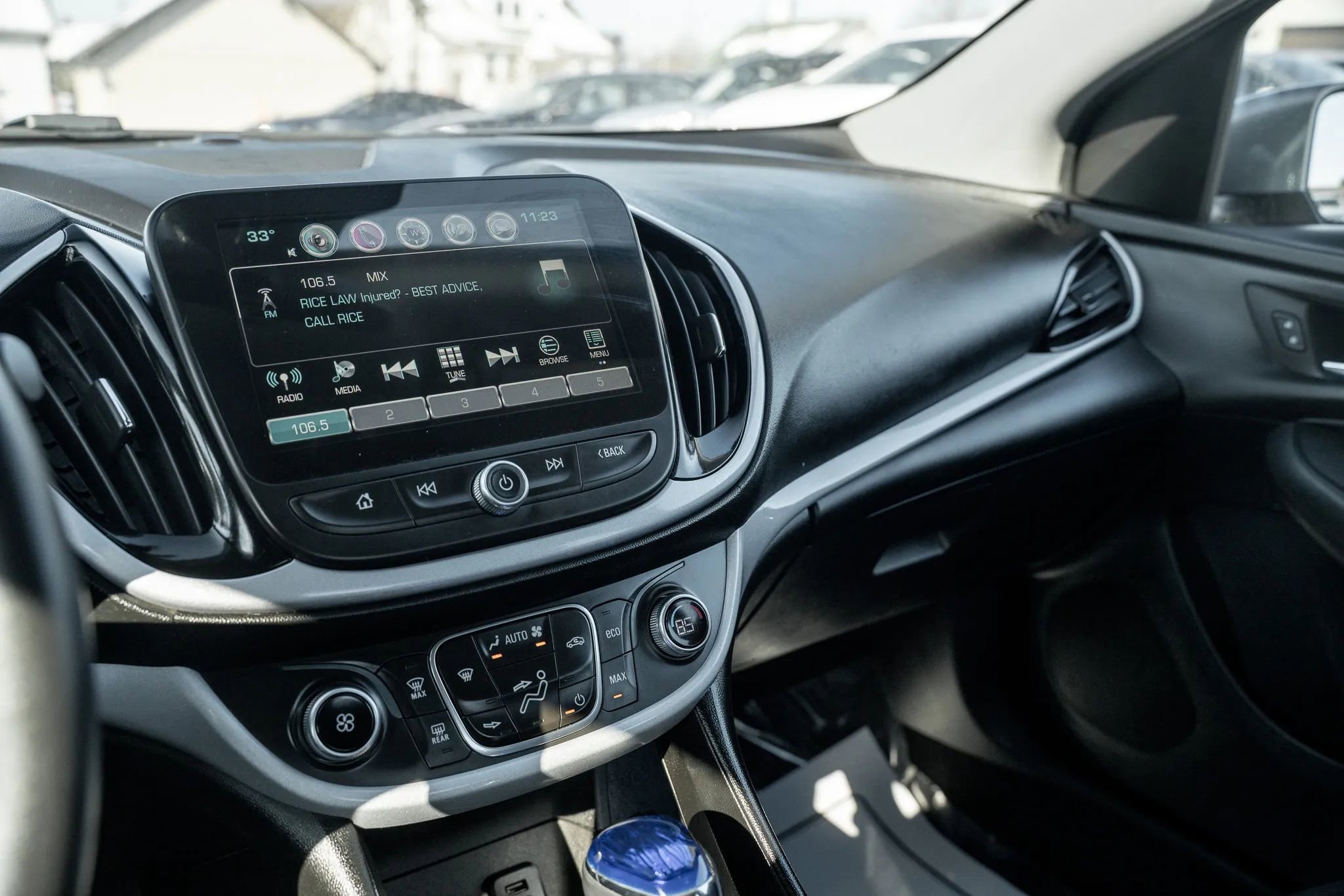 Used 2017 Chevrolet Volt LT image 17