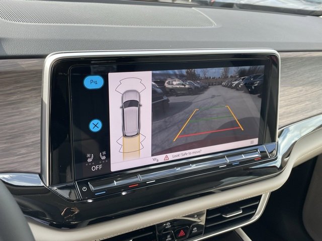 New 2025 Volkswagen Atlas SEL image 16