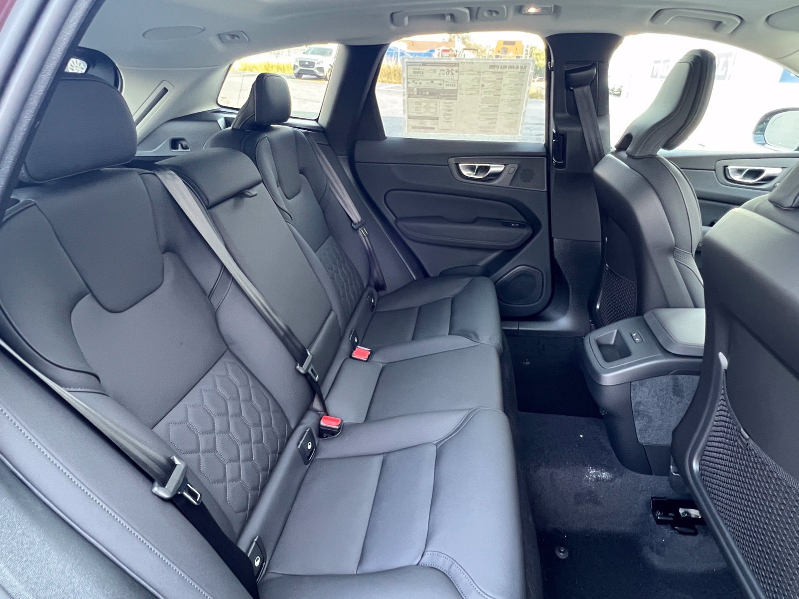 New 2026 Volvo XC60 B5 Plus w/ Protection Package Premier AWD/4WD image 16