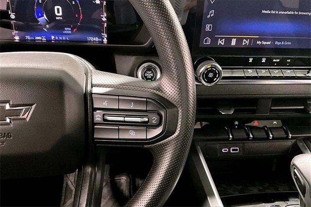 Used 2023 Chevrolet Colorado Trail Boss w/ Technology Package image 13