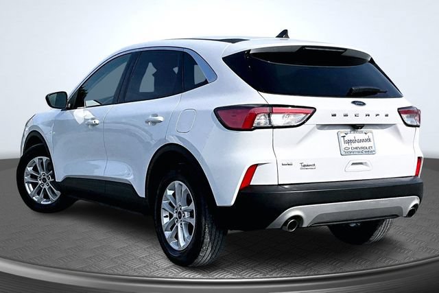 Used 2022 Ford Escape SE FWD image 4