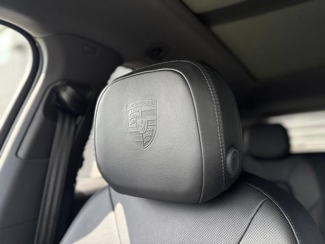 New 2026 Porsche Cayenne AWD/4WD image 32