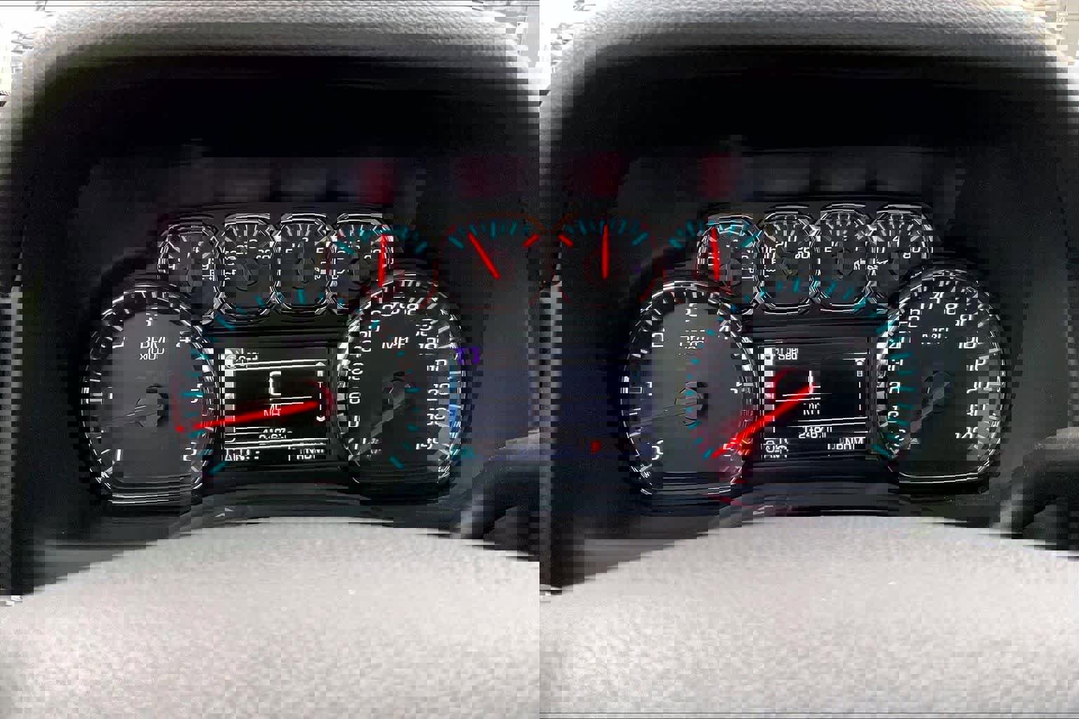 Used 2016 Chevrolet Suburban LT w/ Max Trailering Package image 25