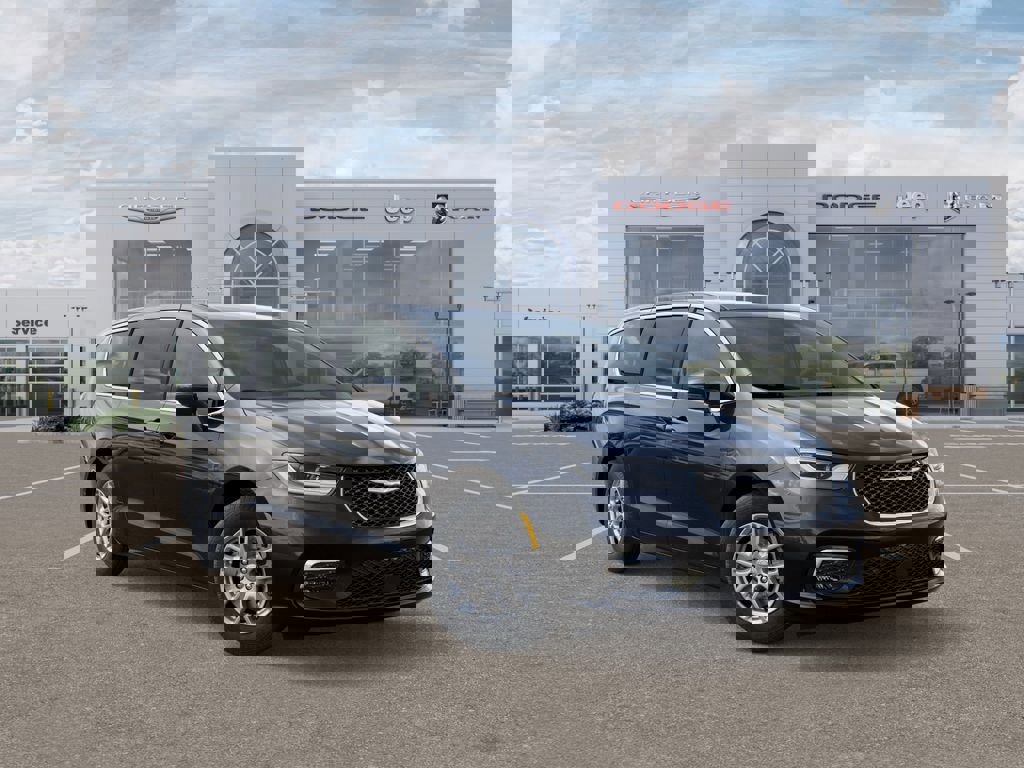 New 2026 Chrysler Pacifica Select image 5