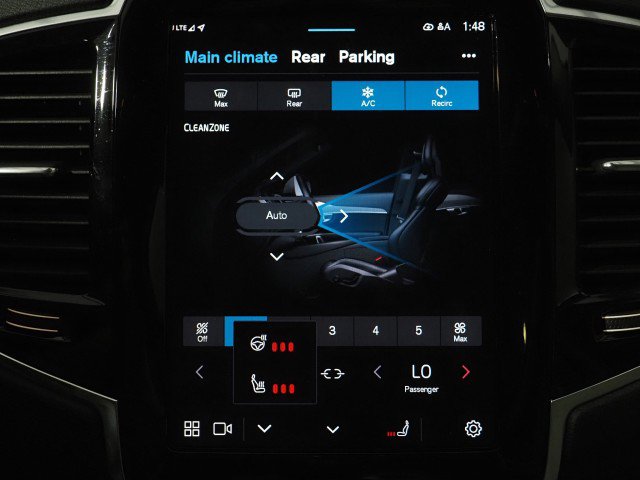 Used 2025 Volvo XC90 T8 Plus w/ Protection Package Premier image 36