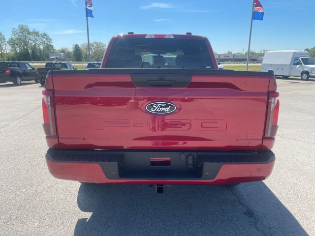 New 2026 Ford F150 XLT w/ FX4 Off-Road Package AWD/4WD image 13