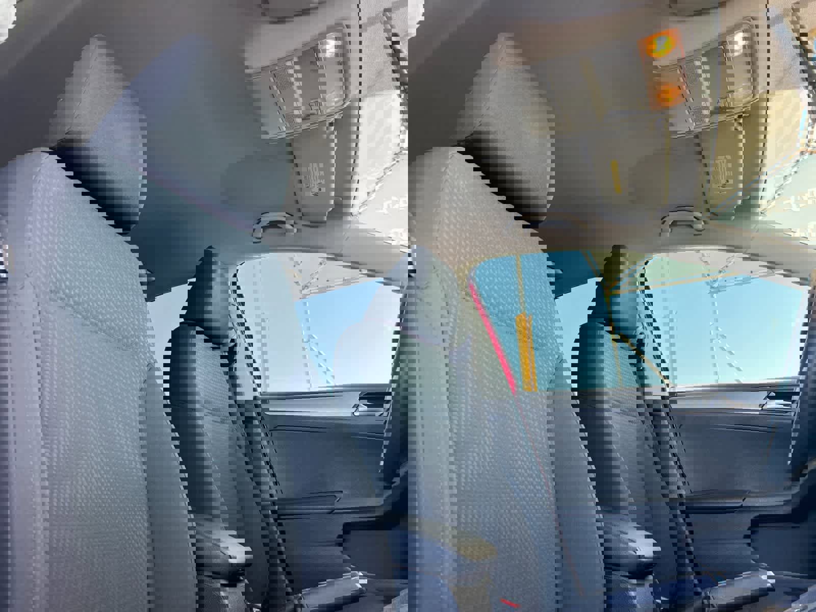 Used 2015 Volkswagen Jetta SE image 17