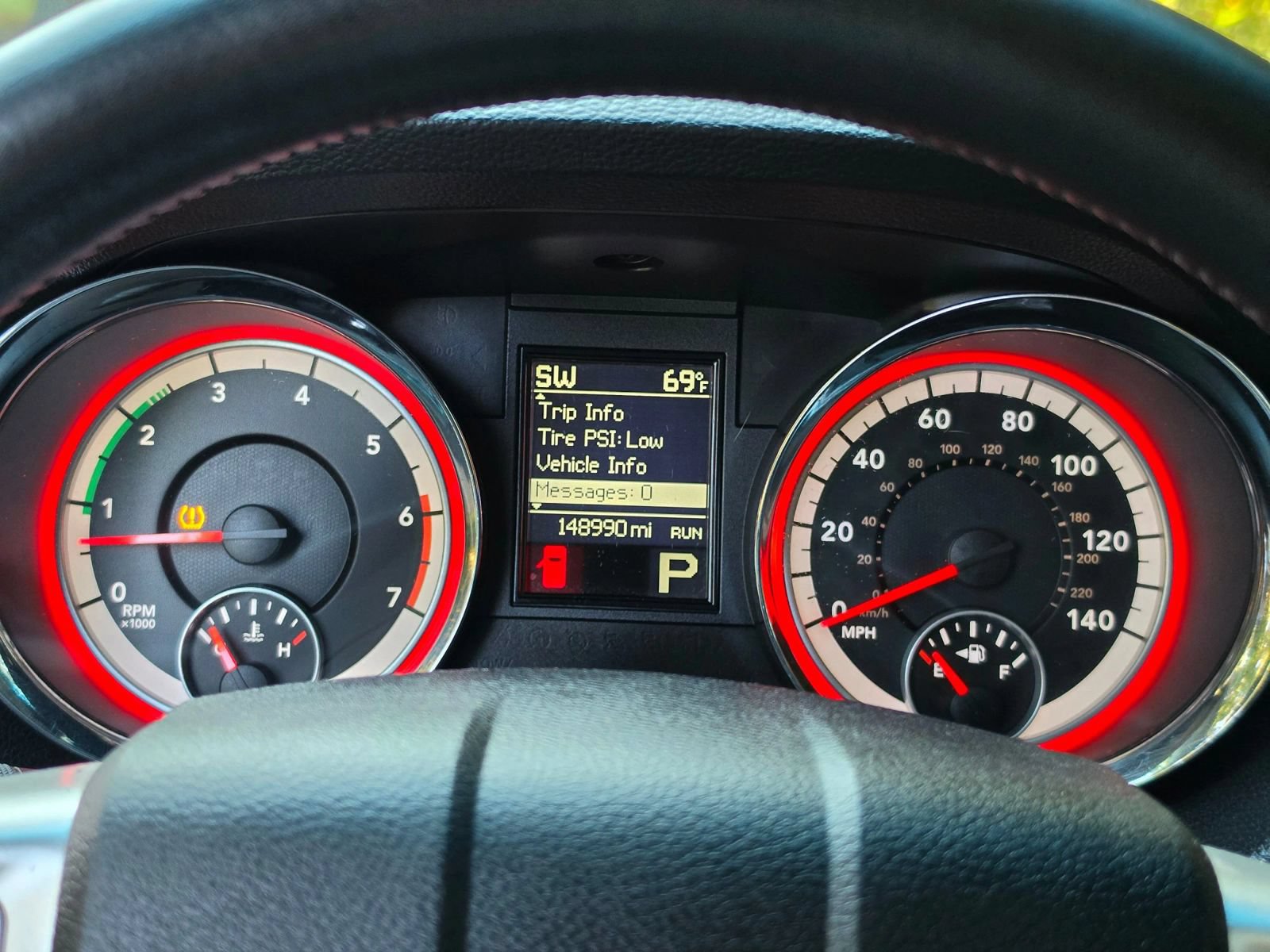 Used 2012 Dodge Durango Crew w/ Leather Interior Group AWD/4WD image 25