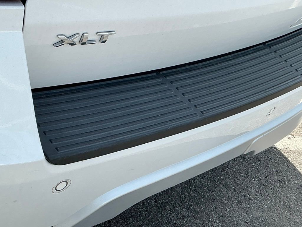 Used 2019 Ford Expedition XLT w/ Equipment Group 202A image 9