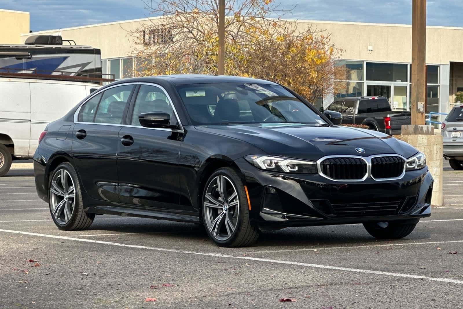 Used 2024 BMW 330i Sedan w/ Convenience Package image 10