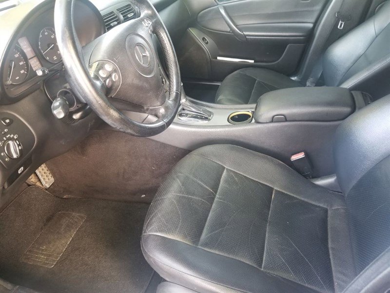 Used 2005 Mercedes-Benz C 230 Sedan image 14