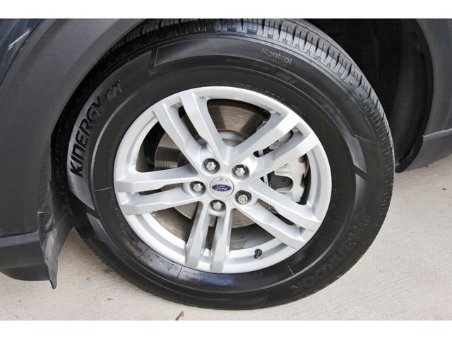 Used 2024 Ford Explorer XLT w/ Equipment Group 202A RWD image 31