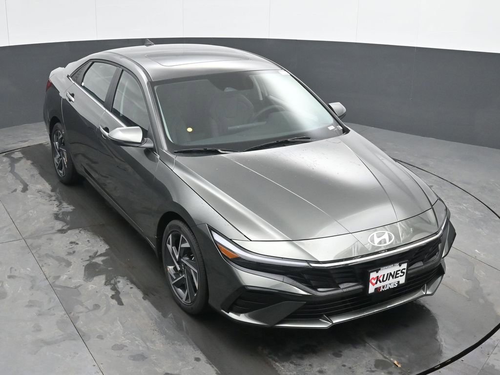 New 2026 Hyundai Elantra Limited image 38