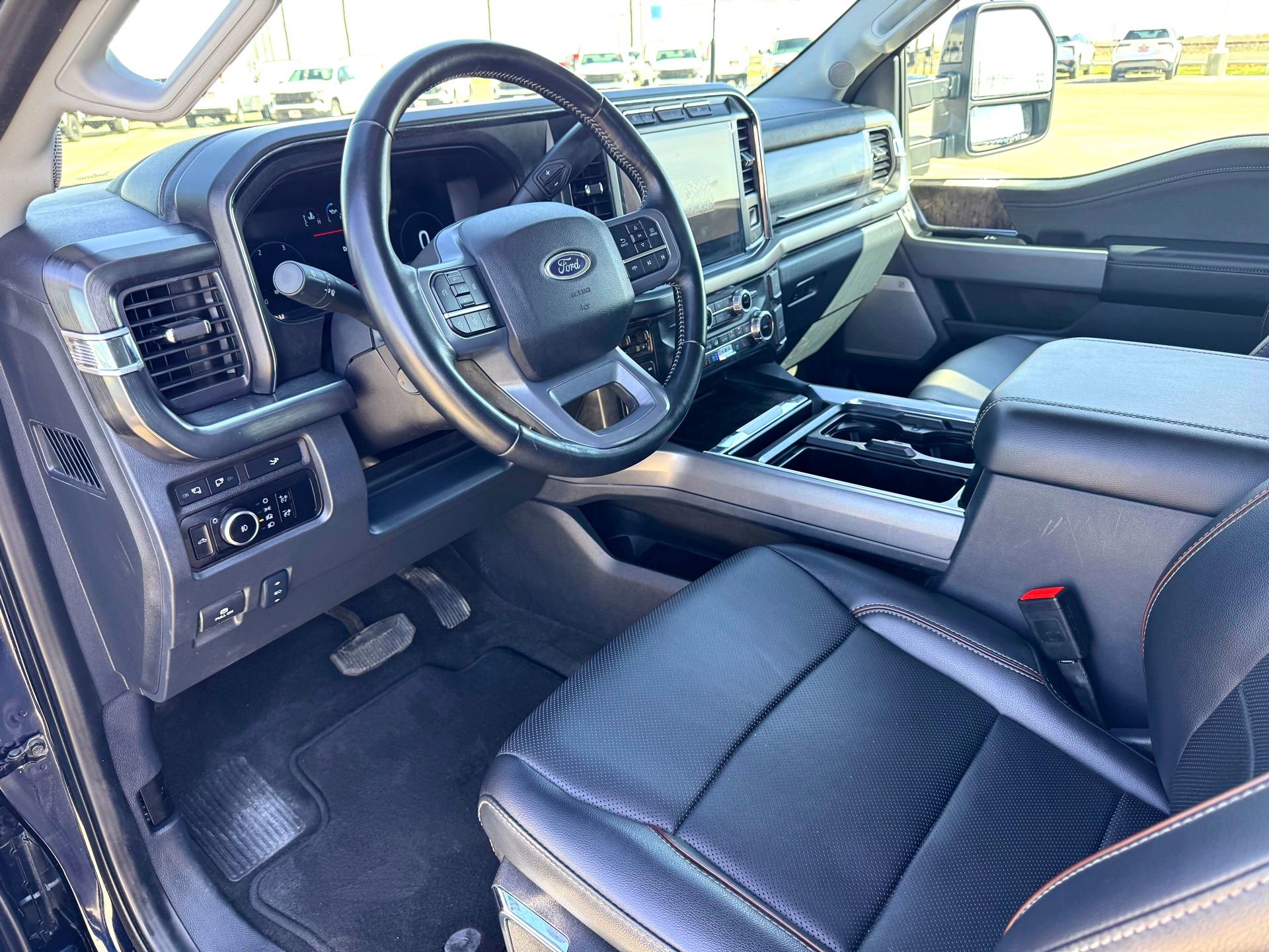 Used 2024 Ford F250 Lariat AWD/4WD image 11