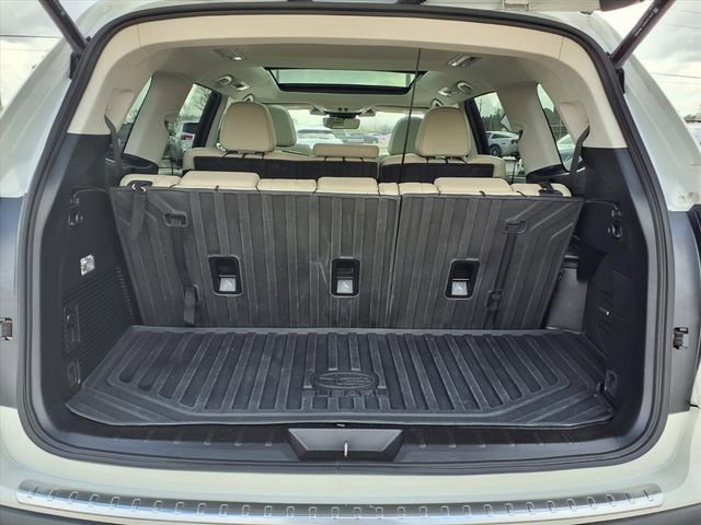 Certified 2024 Subaru Ascent Limited w/ Technology Package image 20