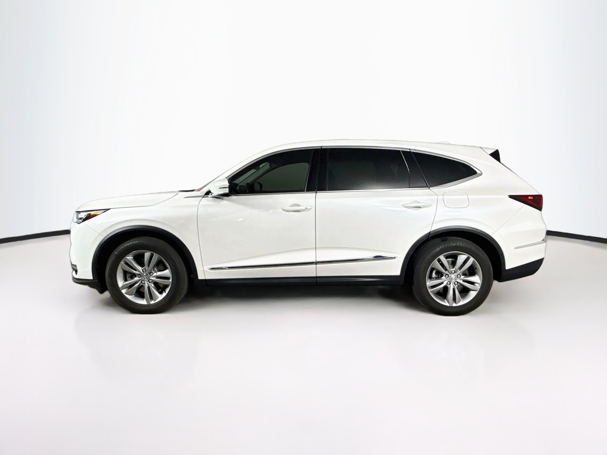 Used 2025 Acura MDX SH-AWD image 7