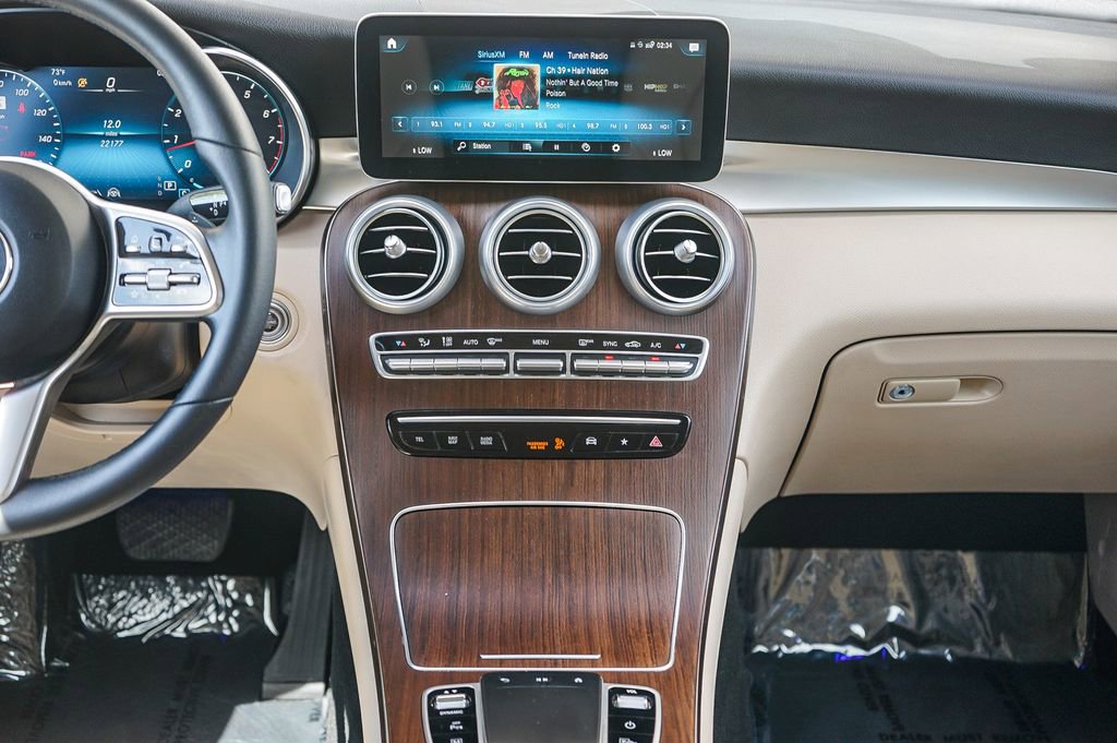 Used 2022 Mercedes-Benz GLC 300 4MATIC image 12