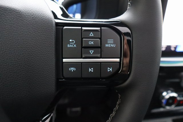 New 2026 Ford F250 Lariat w/ Black Appearance Package image 31