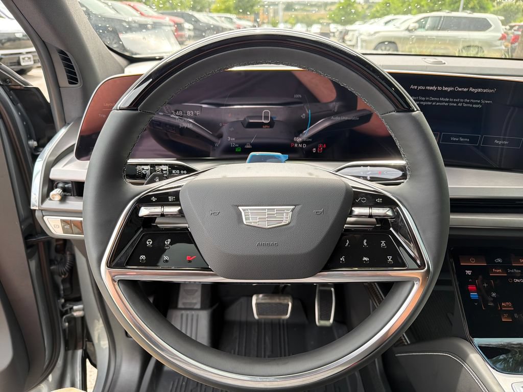 New 2027 Cadillac Vistiq Luxury w/ LPO, Floor Liner Package AWD/4WD image 22