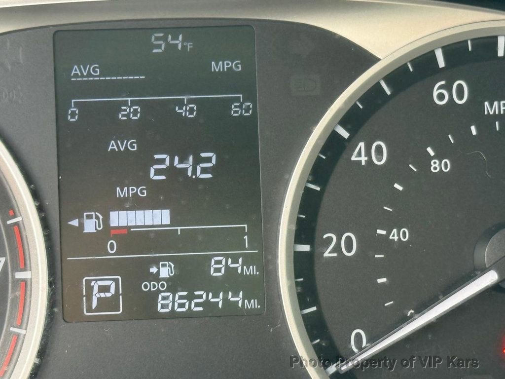 Used 2020 Nissan Kicks S image 15