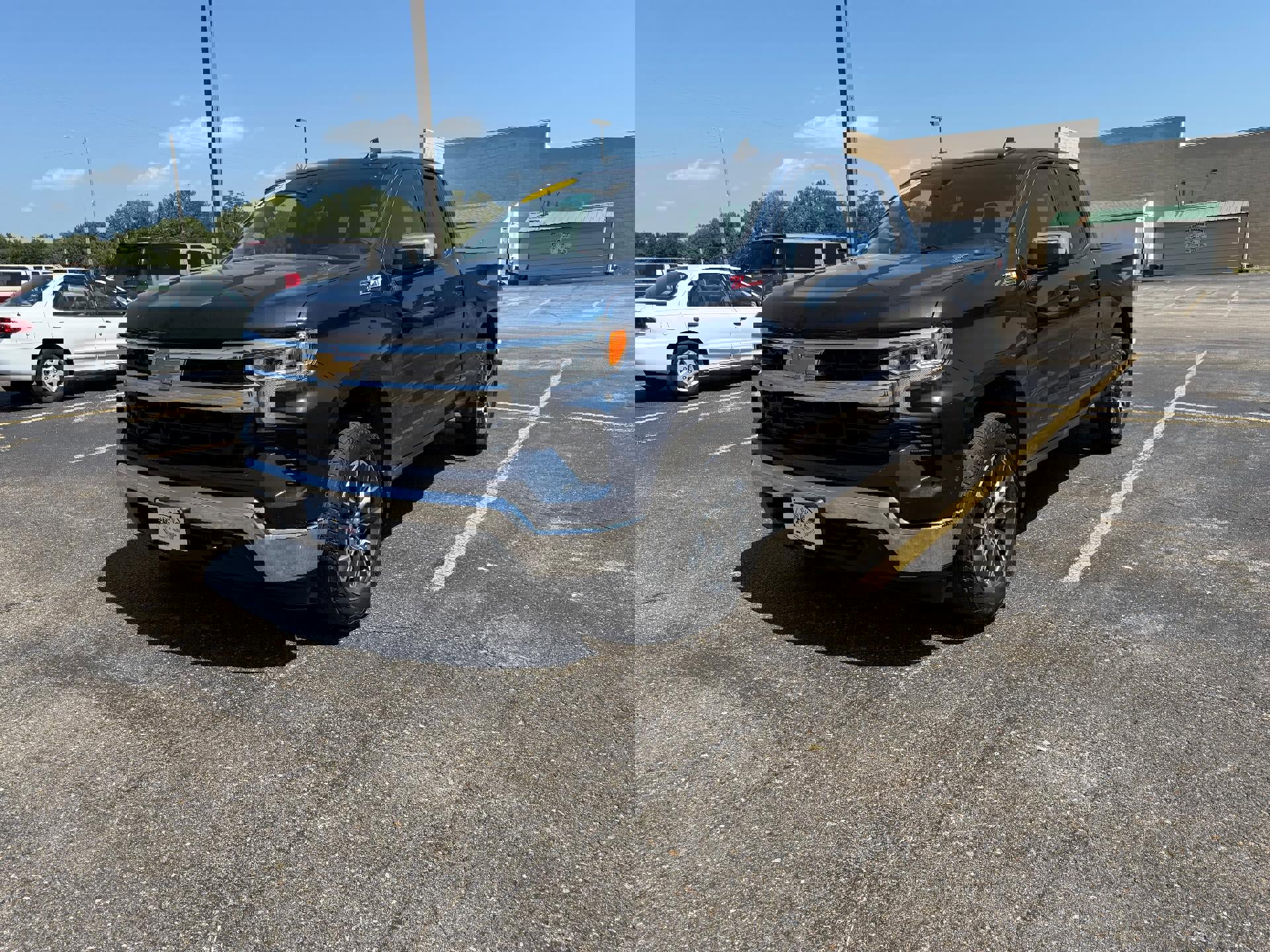 Used 2022 Chevrolet Silverado 1500 LT image 2