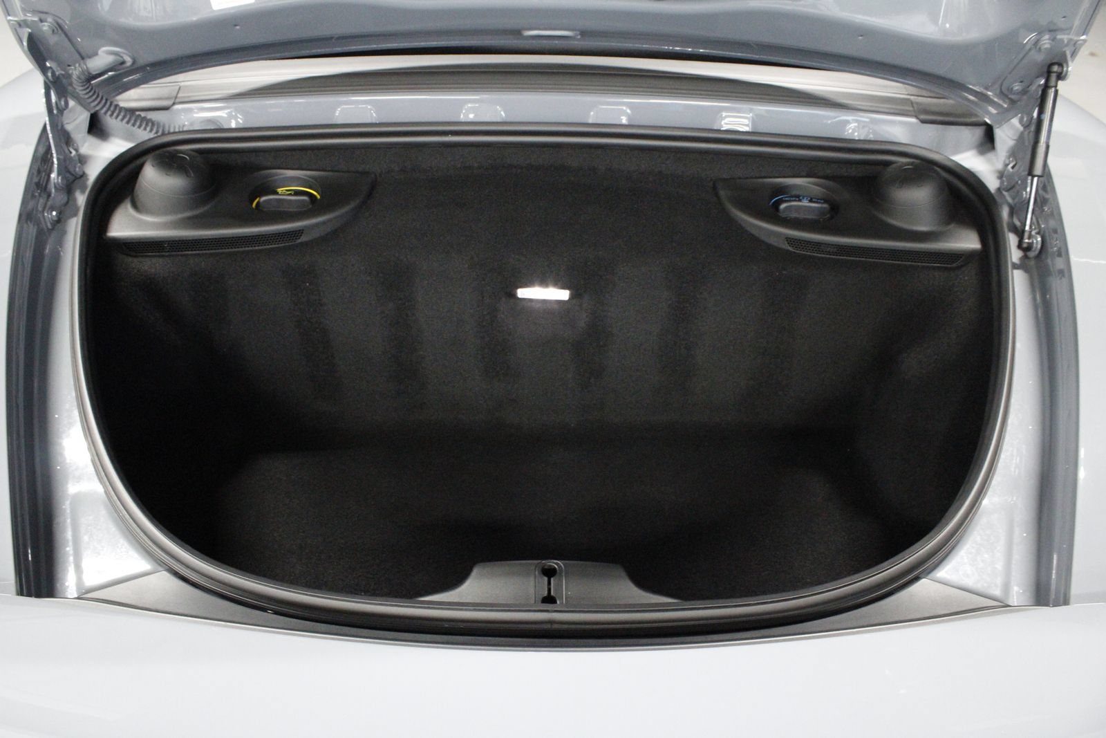 Certified 2024 Porsche 718 Boxster RWD image 19