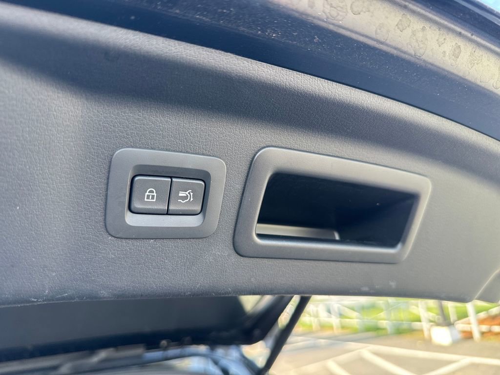 Certified 2024 MAZDA CX-90 Plug-In Hybrid w/ Premium Pkg image 33