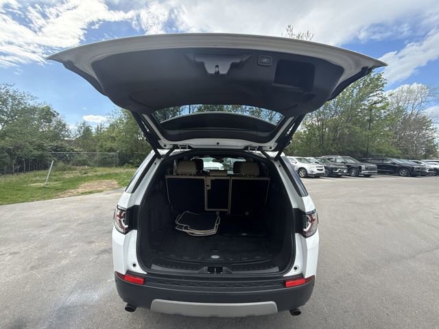 Used 2016 Land Rover Discovery Sport HSE AWD/4WD image 23