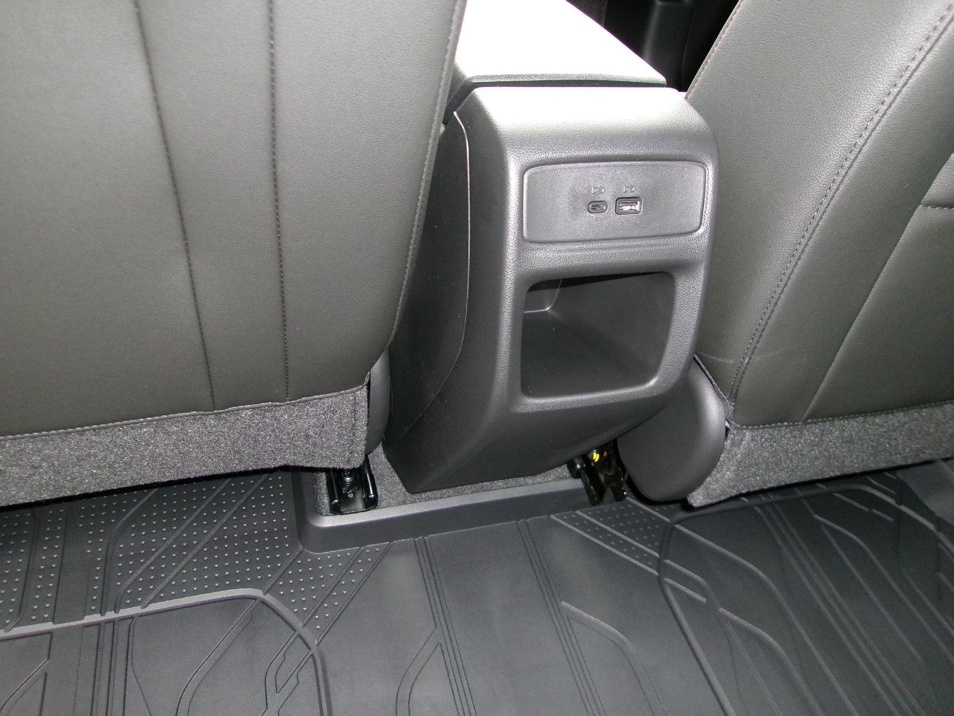 New 2026 Chevrolet Trax RS w/ Sunroof Package image 13