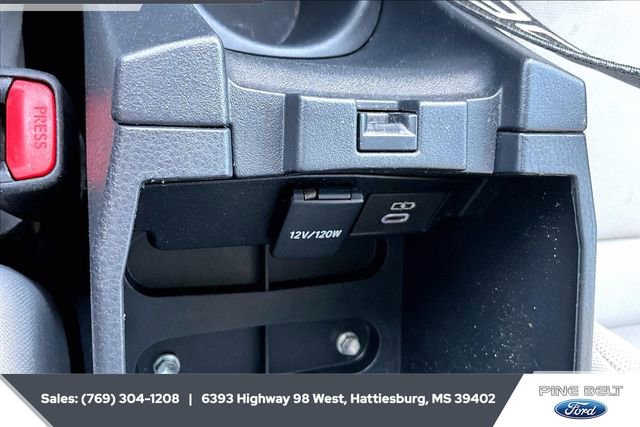 Used 2023 Toyota Corolla Cross L image 23