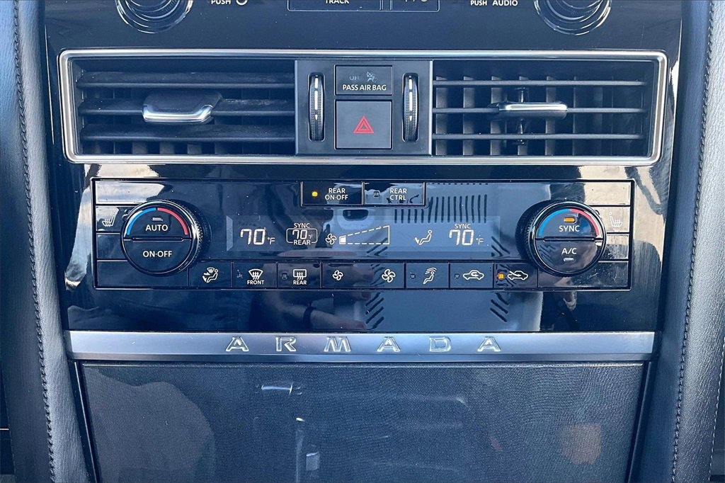 Used 2022 Nissan Armada SV image 32