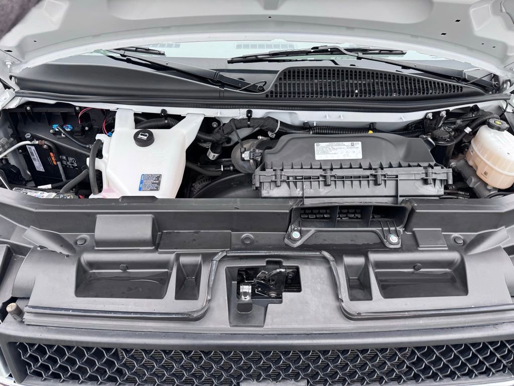 Used 2023 Chevrolet Express 3500 LT w/ LT Preferred Equipment Group image 9