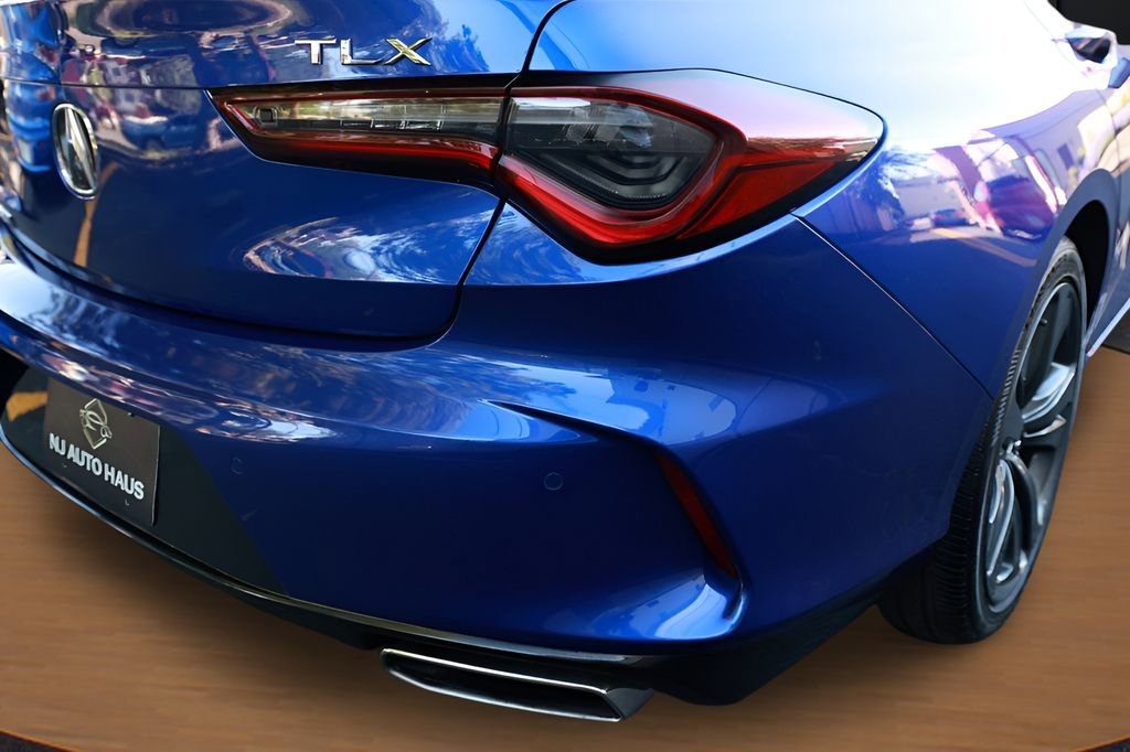 Used 2023 Acura TLX w/ A-SPEC Pkg FWD image 10
