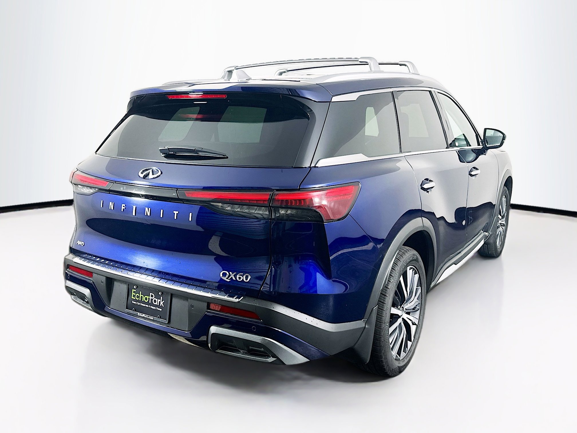 Used 2023 INFINITI QX60 Sensory AWD/4WD image 9