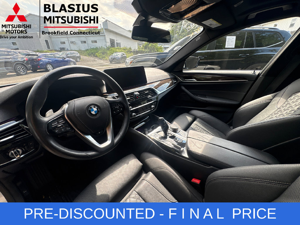 Used 2023 BMW 530i xDrive w/ Premium Package AWD/4WD image 18