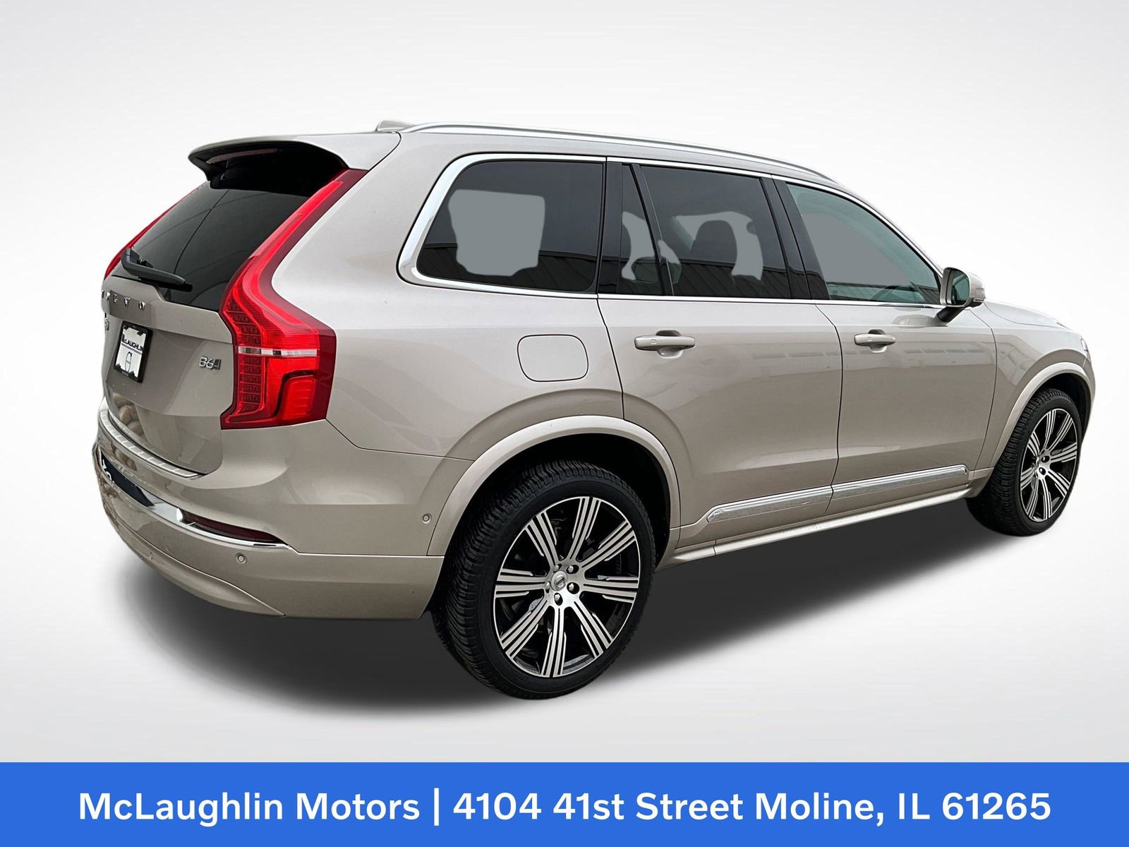 Certified 2023 Volvo XC90 B6 Ultimate w/ Protection Package Premier image 20