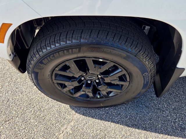 New 2027 Nissan Frontier SV w/ SV Convenience Package RWD image 16